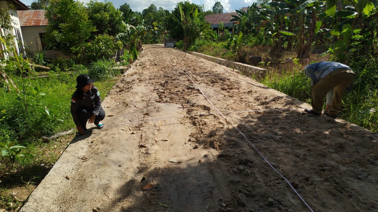 Tim Teknis Dinas Perkimtan dan Konsultan Lakukan Opname Fisik di Gang Nurul Huda Kelurahan Buntok Kota