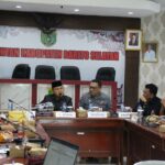 Kepala Dinas Perkimtan Hadiri Rapat Koordinasi Bulanan di Aula Kantor Bupati Barito Selatan